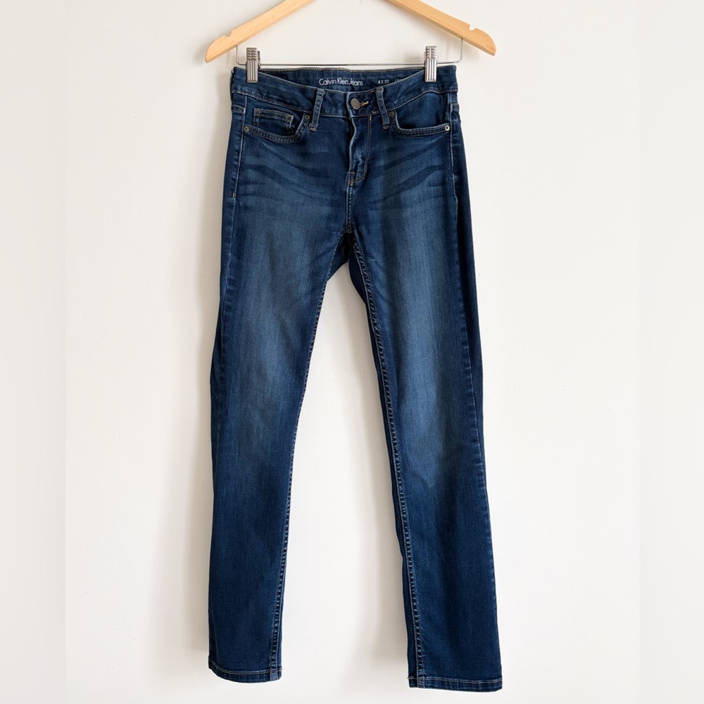 Calvin Klein Ultimate Skinny Jeans - Dark Wash Denim - Size 4x30 - Picture 2 of 5